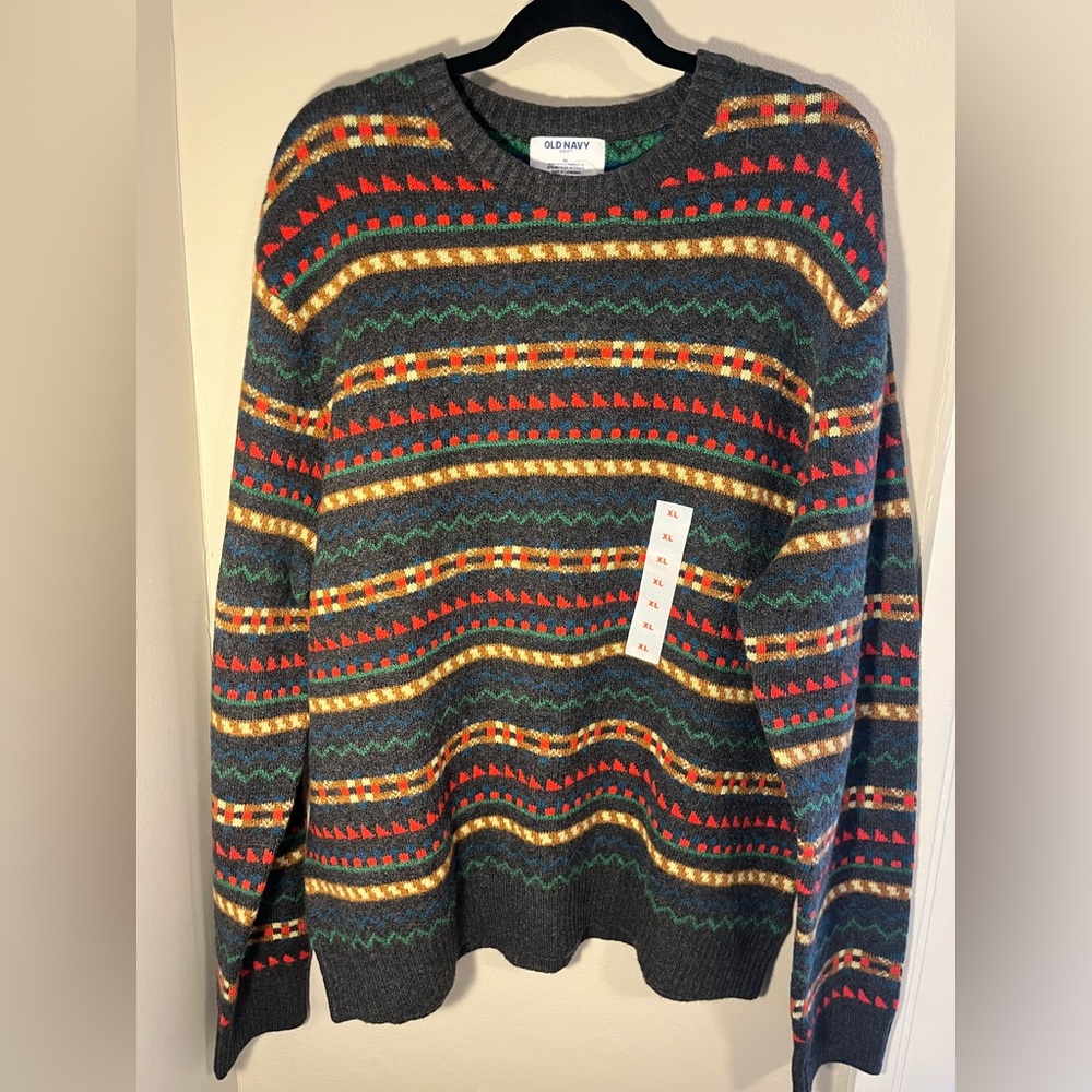 New with tags: Old Navy Men's Festive Striped Sweater - size XL